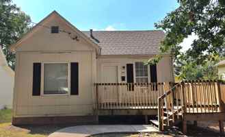 featured image of 812 W Webster St