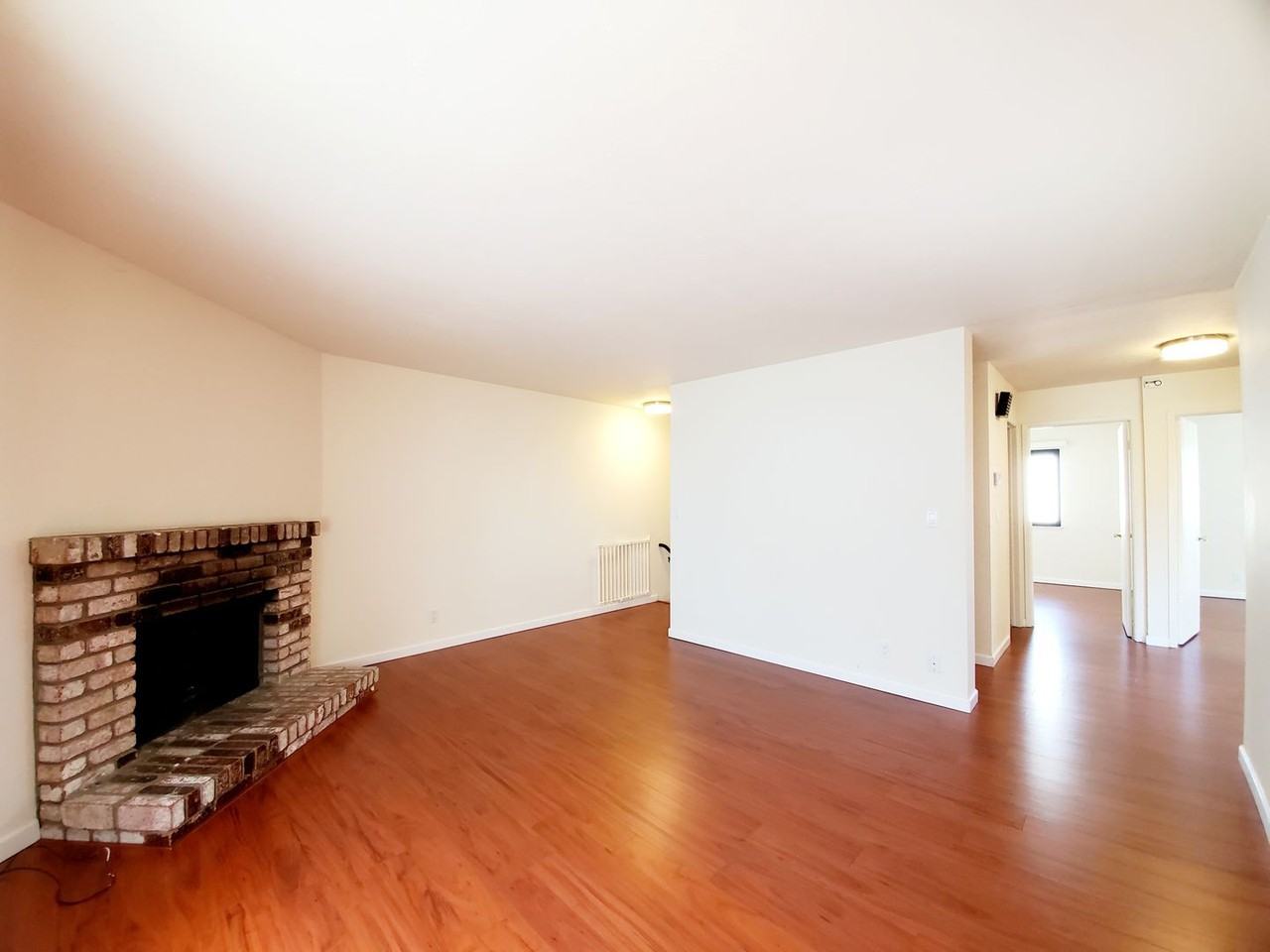 25 Lewis Ave - Photo 2 of 29