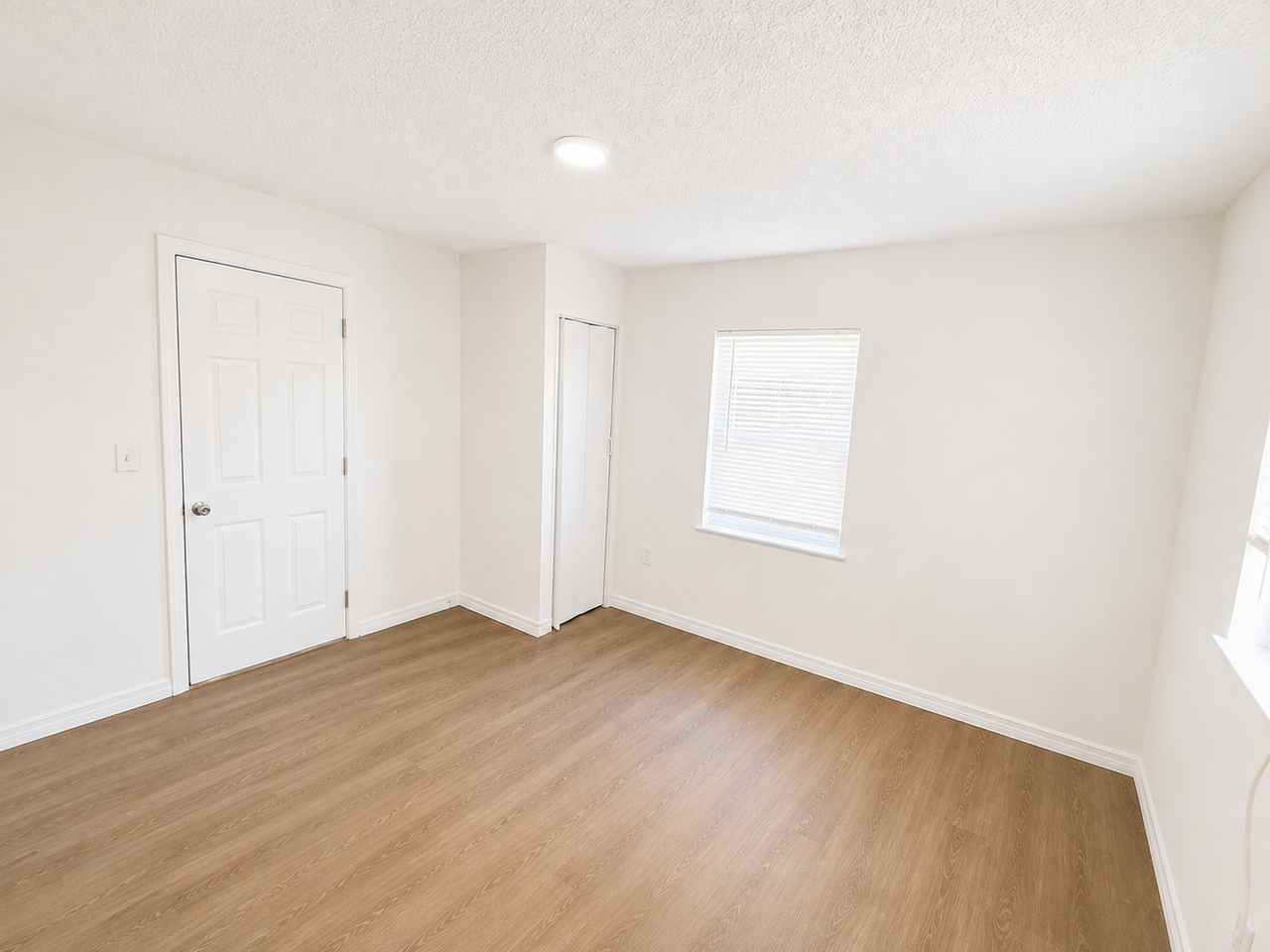 1163 Engman St - Photo 6 of 7