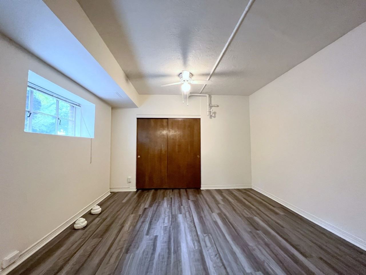 REGENT APARTMENTS (REG01) - Photo 3 of 17