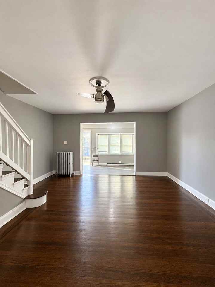6744 Linmore Ave - Photo 2 of 21