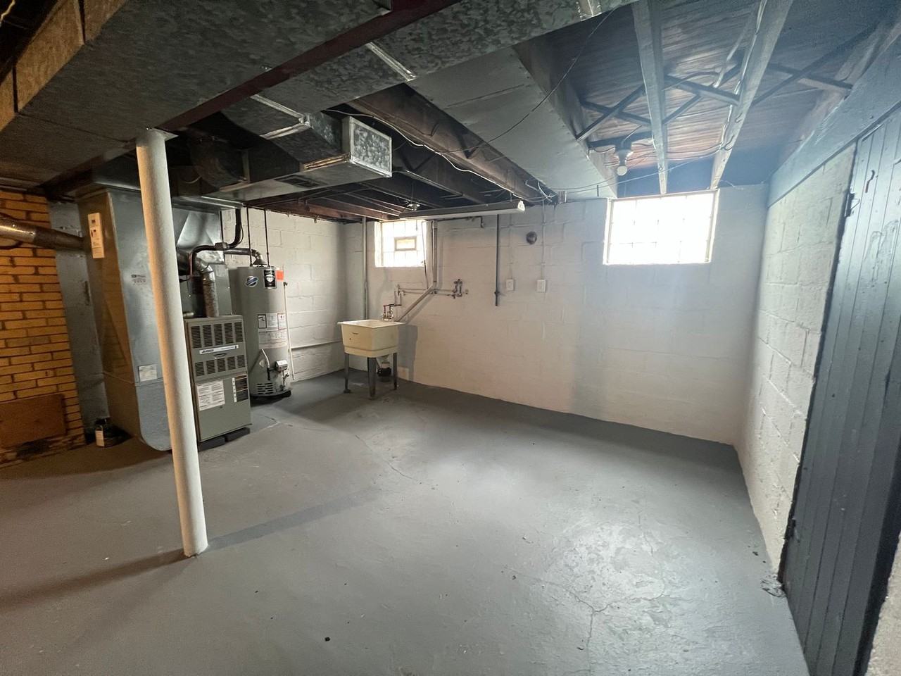 140 W Schwab Ave - Photo 7 of 9