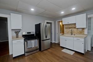 featured image of 103 Chapel St