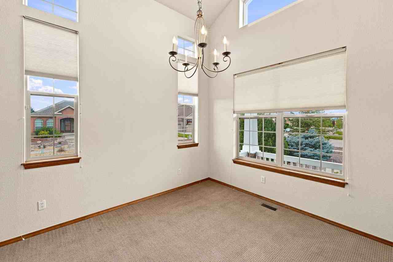 8803 Wolf Lake Dr - Photo 6 of 50