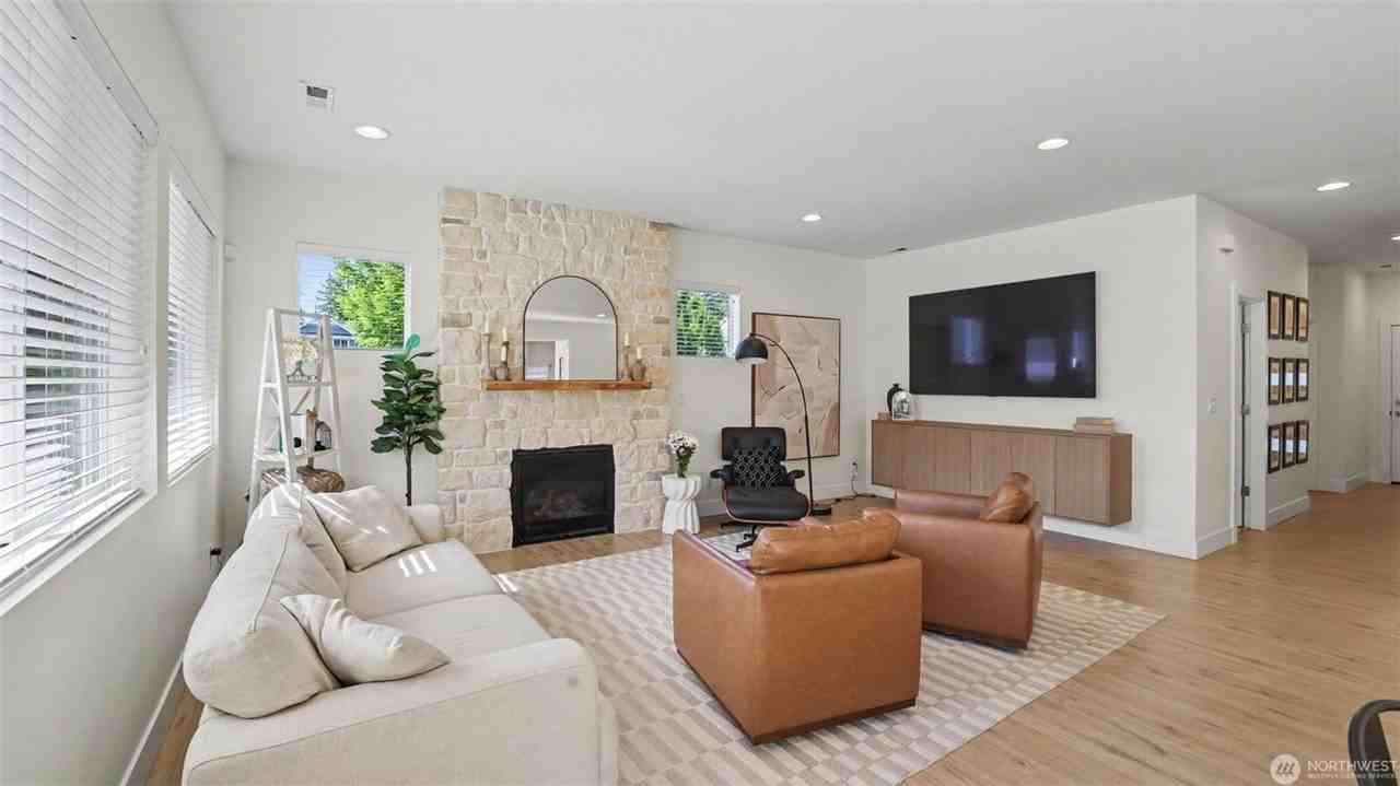 27442 209th Ct Se - Photo 4 of 41