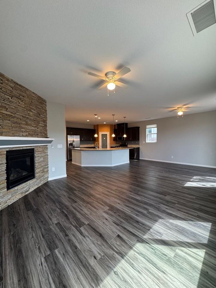 322 Granite Ct - Photo 6 of 39
