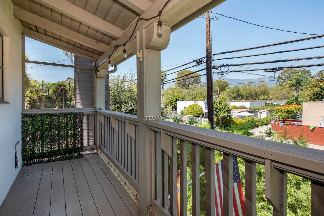 327 Rancheria St - Photo 5 of 16