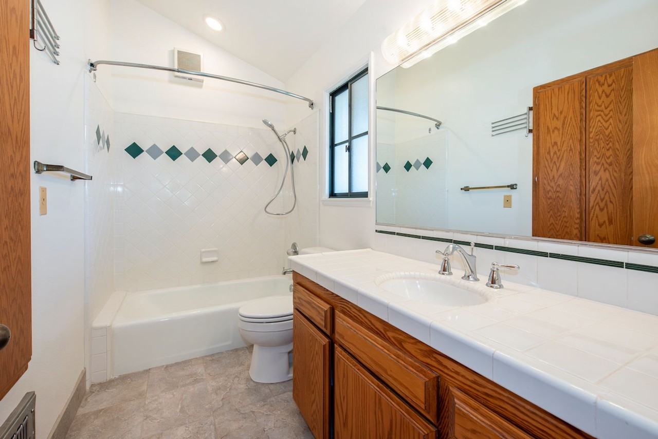327 Rancheria St - Photo 7 of 16