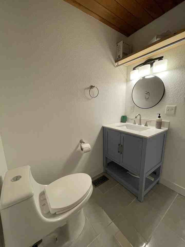 3200 E Palmdale Dr - Photo 2 of 3