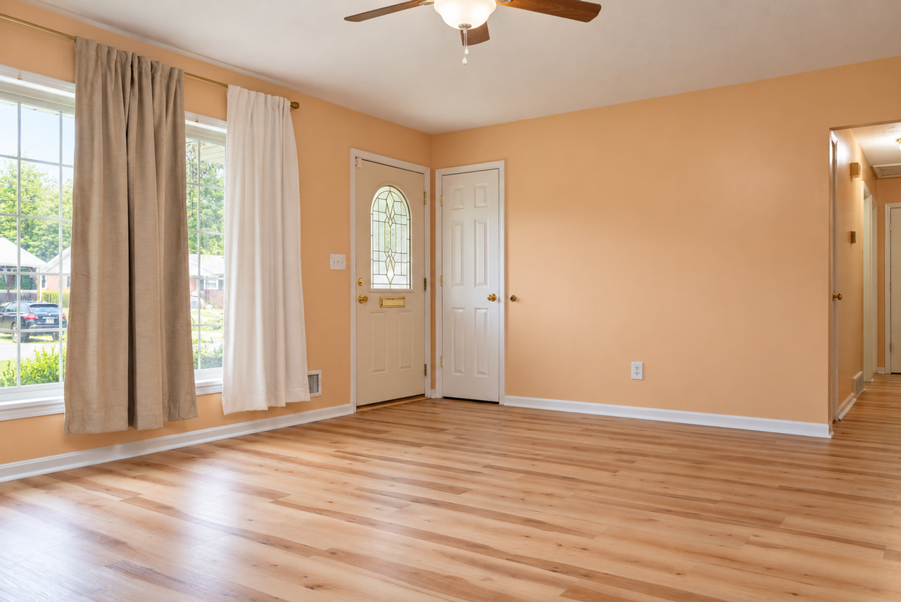 7209 Lawnside Dr - Photo 2 of 17