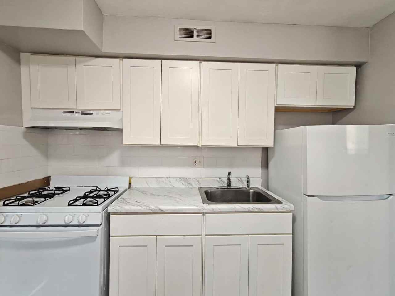 7100 Oxford Ave #43 - Photo 2 of 7