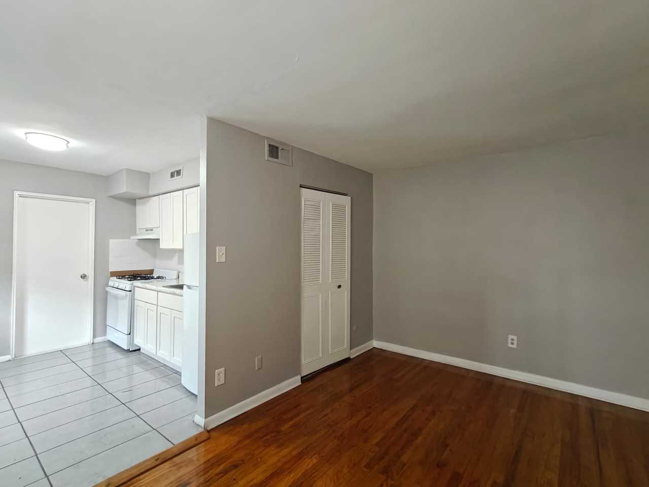 7100 Oxford Ave #43 - Photo 3 of 7
