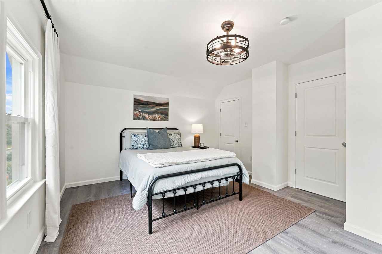 135 Rutledge Ave #B - Photo 5 of 17