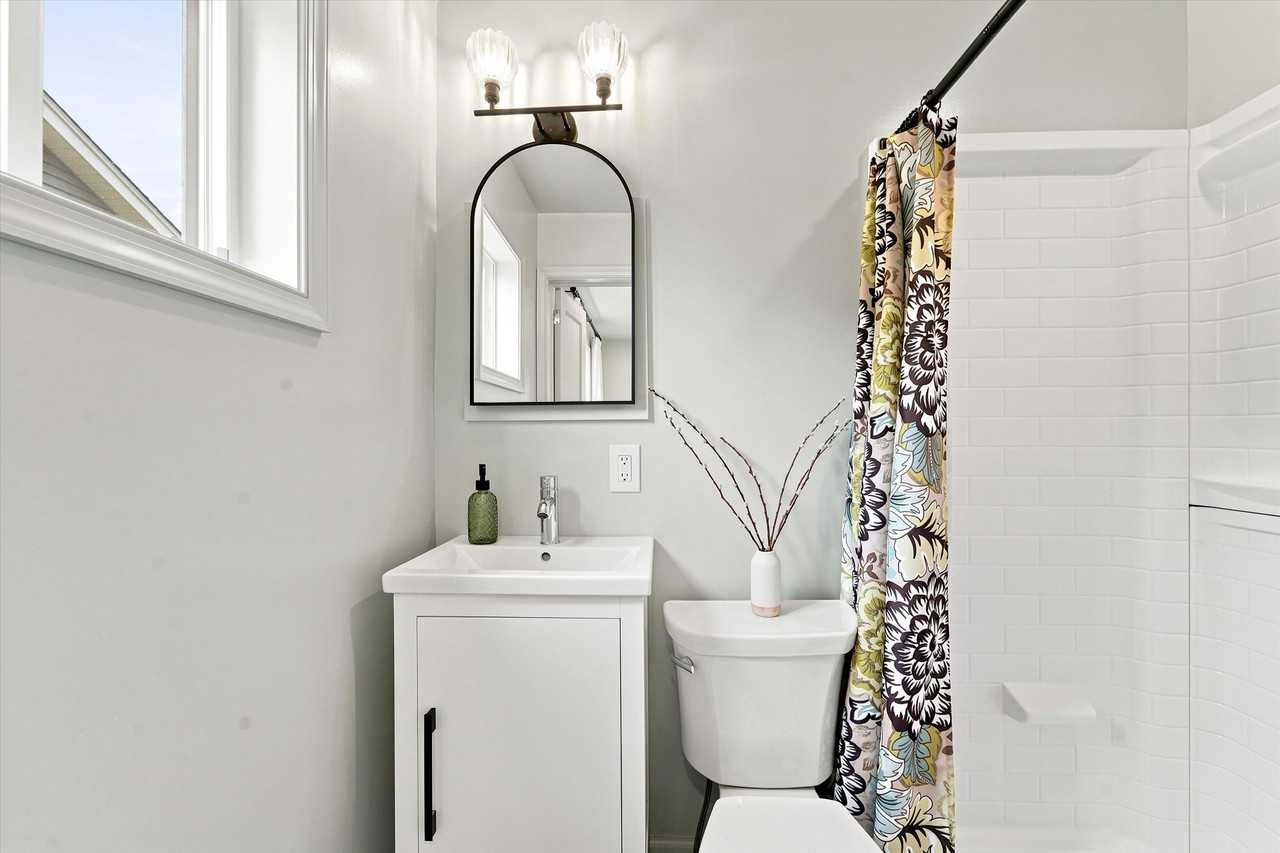 135 Rutledge Ave #B - Photo 7 of 17