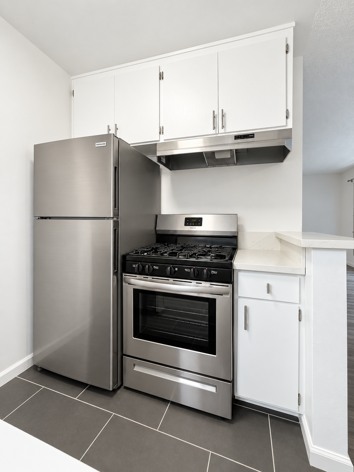 1845 Canyon Dr #7 - Photo 5 of 13