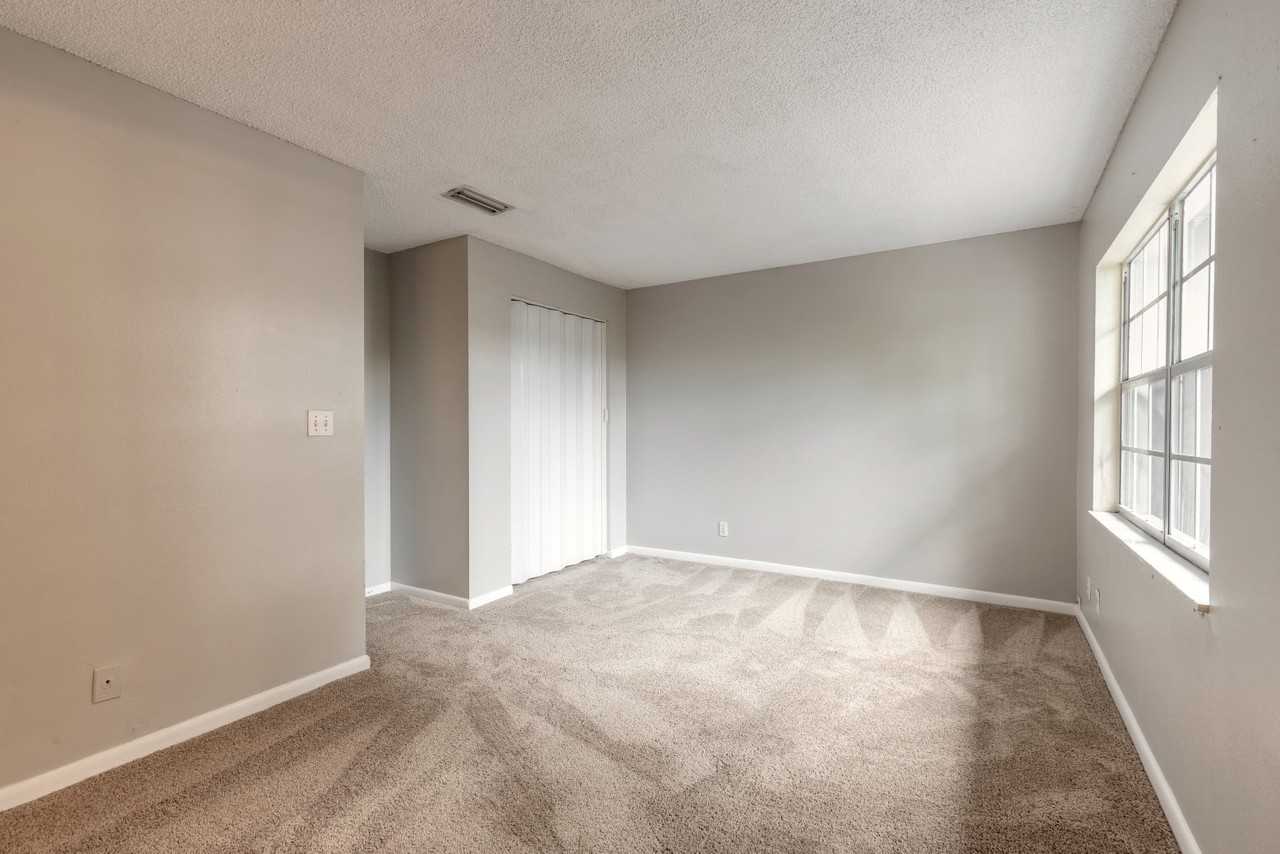 942 W Millard Ct #NA - Photo 6 of 20
