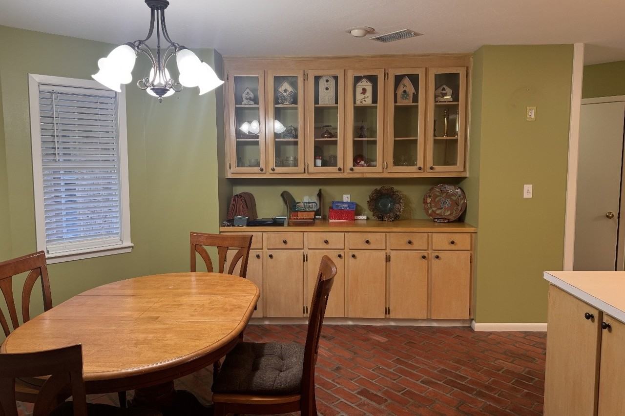 112 W Lakeside Dr #NA - Photo 7 of 12