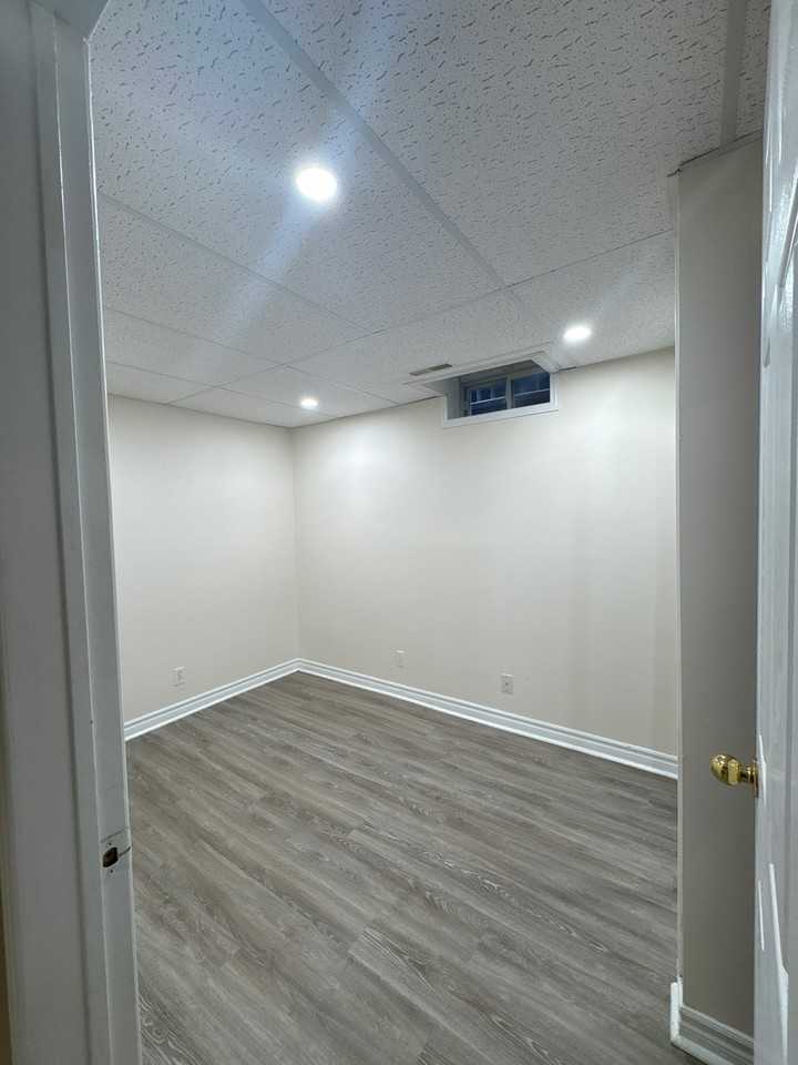 3122 Owls Foot Dr - Photo 4 of 7
