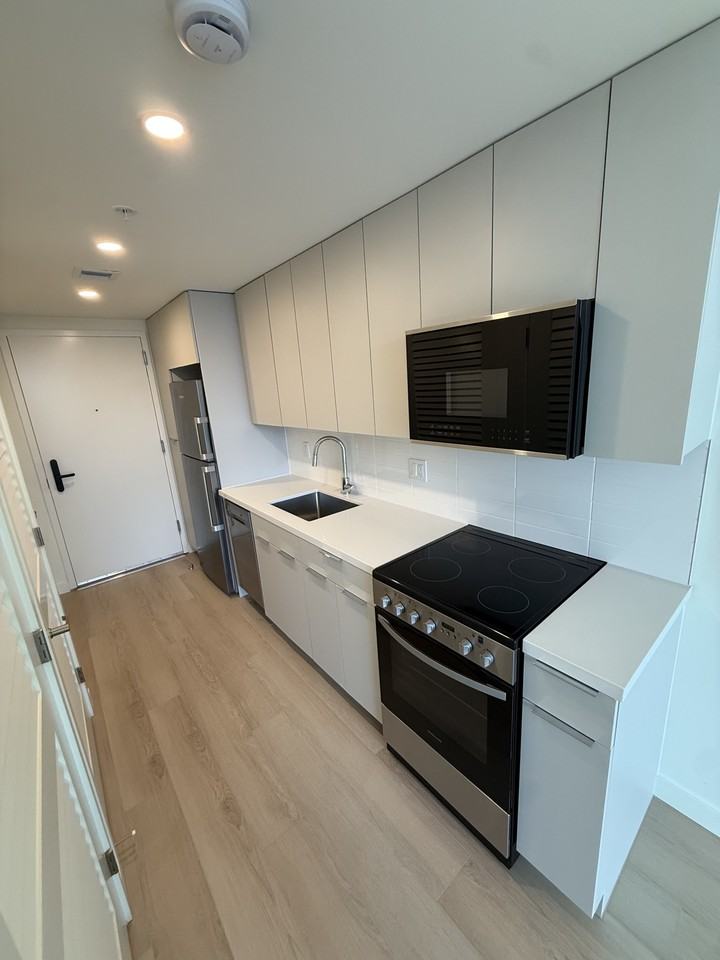 129 North Miami Avenue #S2 - Photo 2 of 8