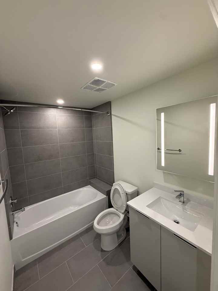 129 North Miami Avenue #S2 - Photo 5 of 8