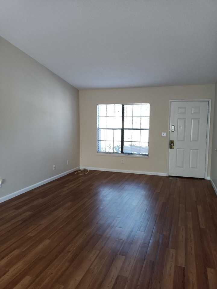 7756 62nd Way N #D - Photo 3 of 9