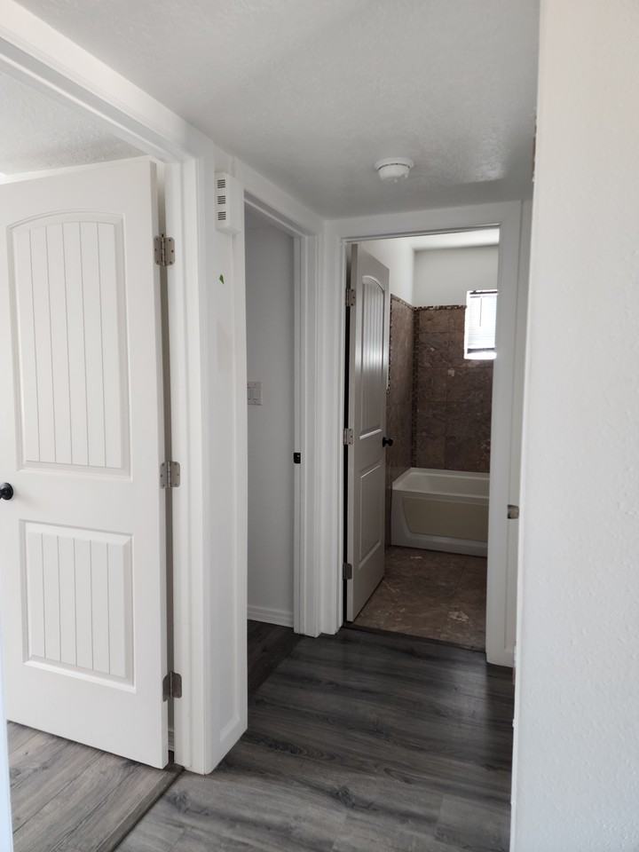 360 Alda Rd Se #NA - Photo 7 of 26