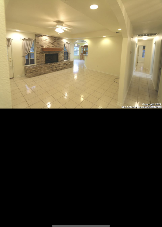 1900 Bentwood Dr #NA - Photo 4 of 10