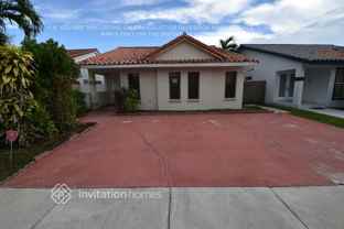 10215 Nw 126th St - Photo 1 of 1