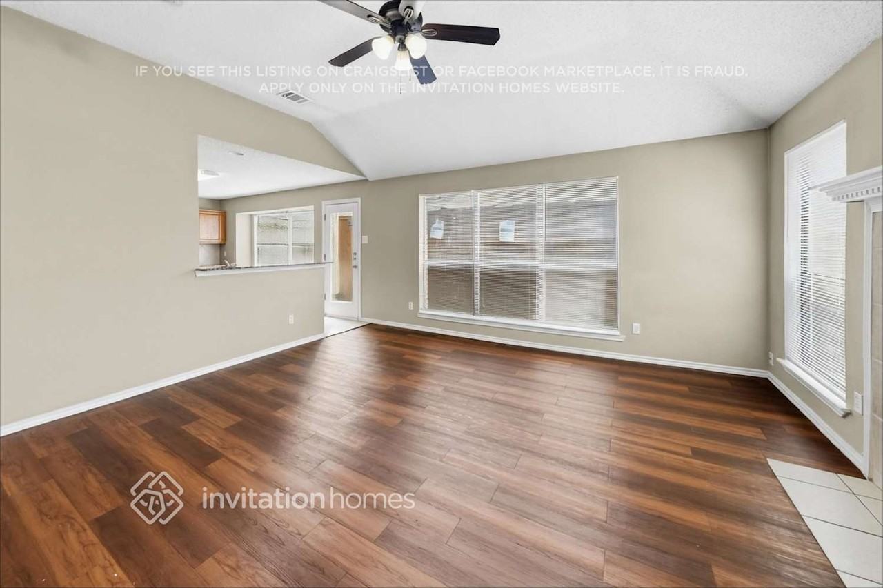 1340 Todd Dr - Photo 6 of 20