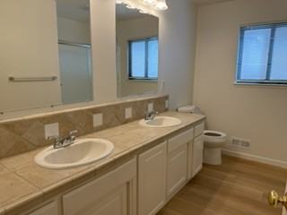 1700 Briarwood Dr - Photo 4 of 11
