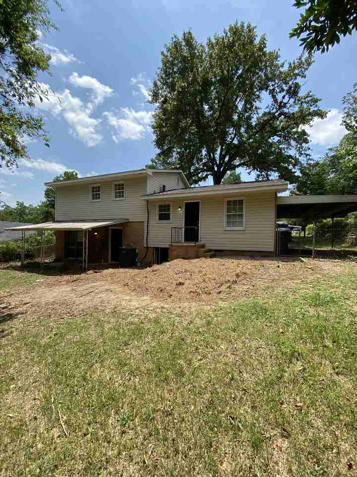 4253 Ridgefield Ct - Photo 5 of 33