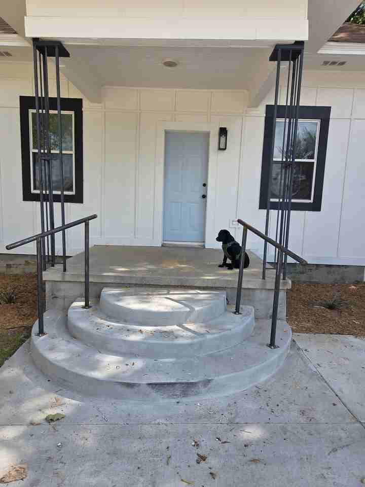 1110 Nw 42nd St - Photo 4 of 13