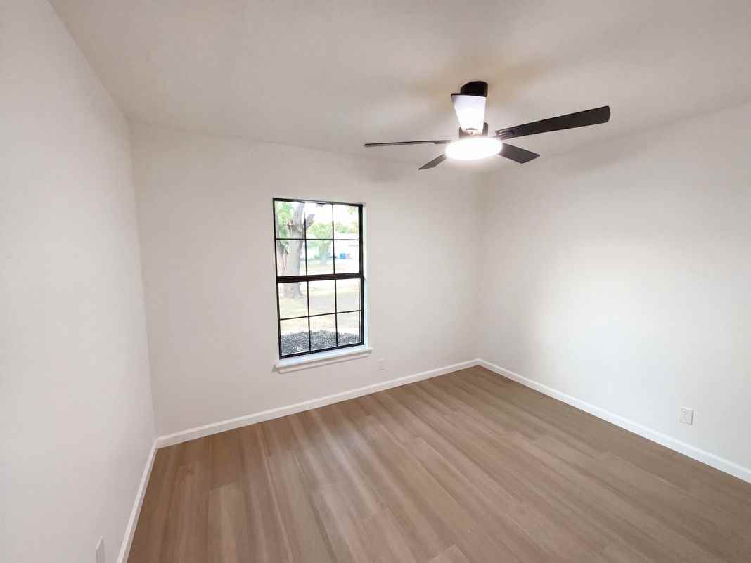 Texas Ave #130 - Photo 5 of 18