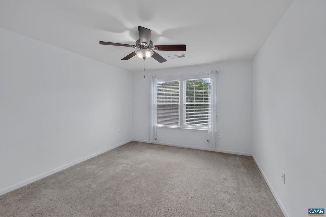 2529 Montgomery Ridge Rd - Photo 2 of 42