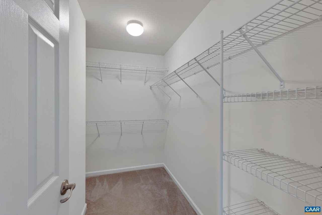 2529 Montgomery Ridge Rd - Photo 7 of 42