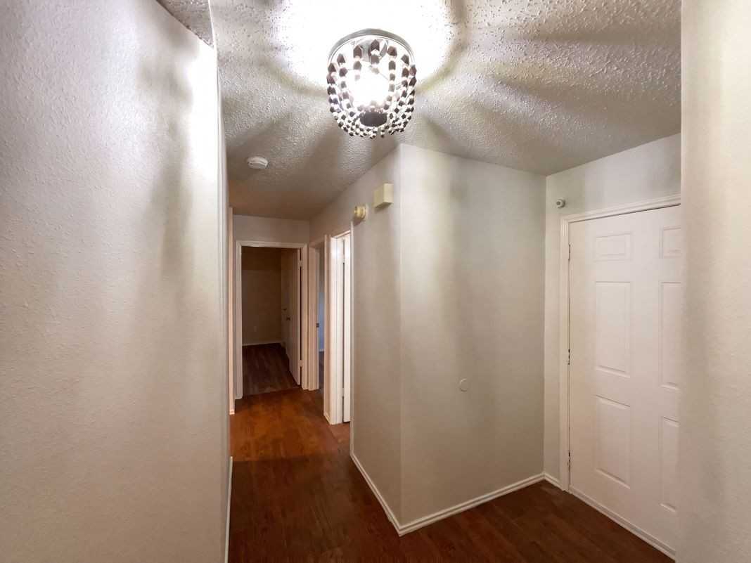 Texas Ave #16 - Photo 3 of 11