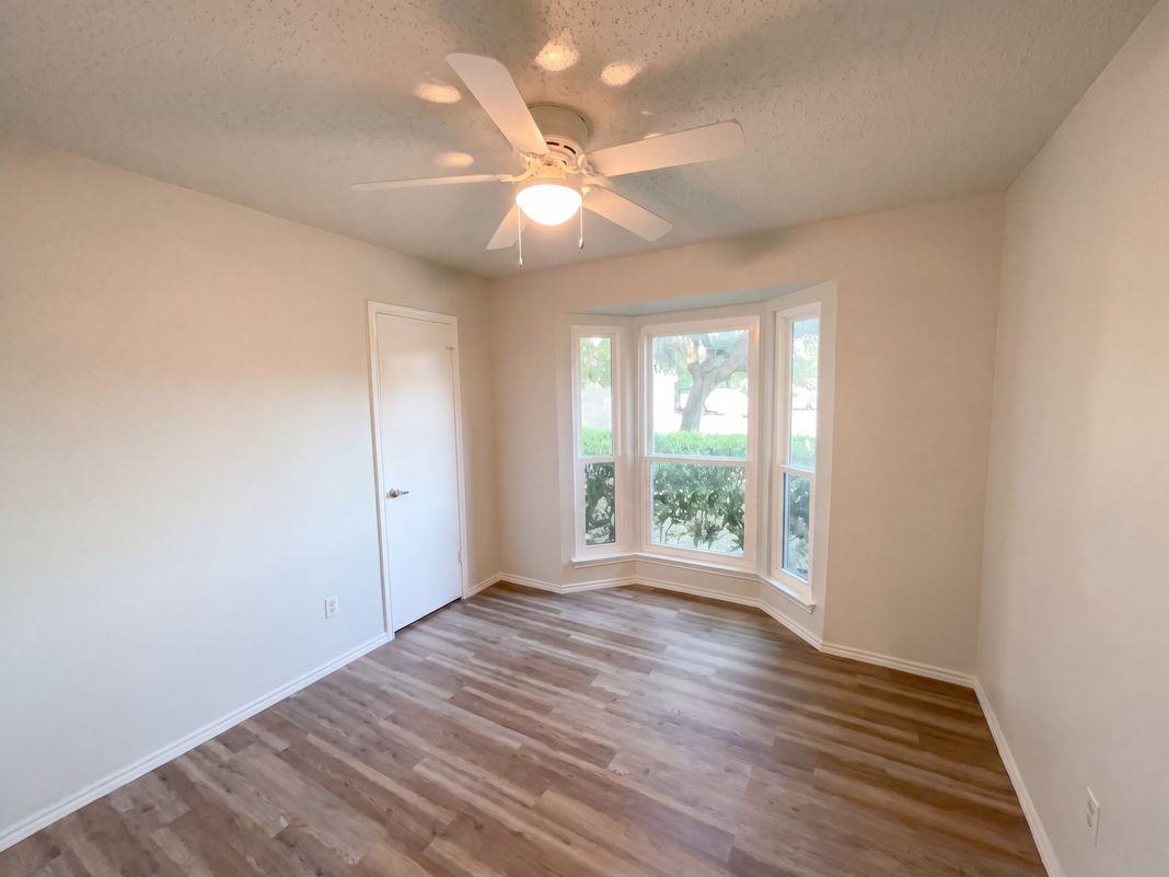 Texas Ave #16 - Photo 4 of 11