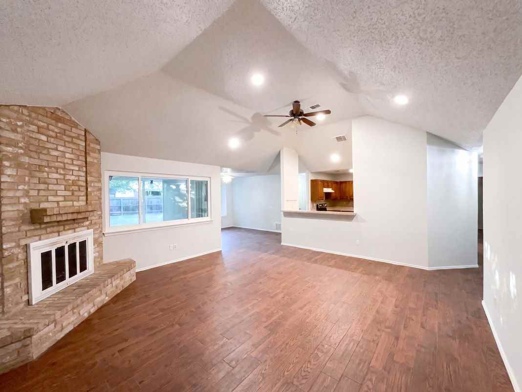 Texas Ave #16 - Photo 5 of 11