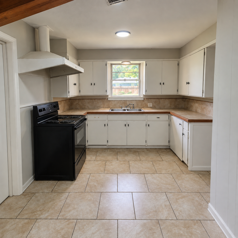 207 Rosewood Dr - Photo 3 of 7