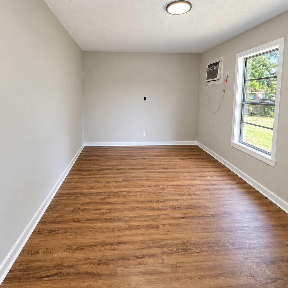 207 Rosewood Dr - Photo 4 of 7