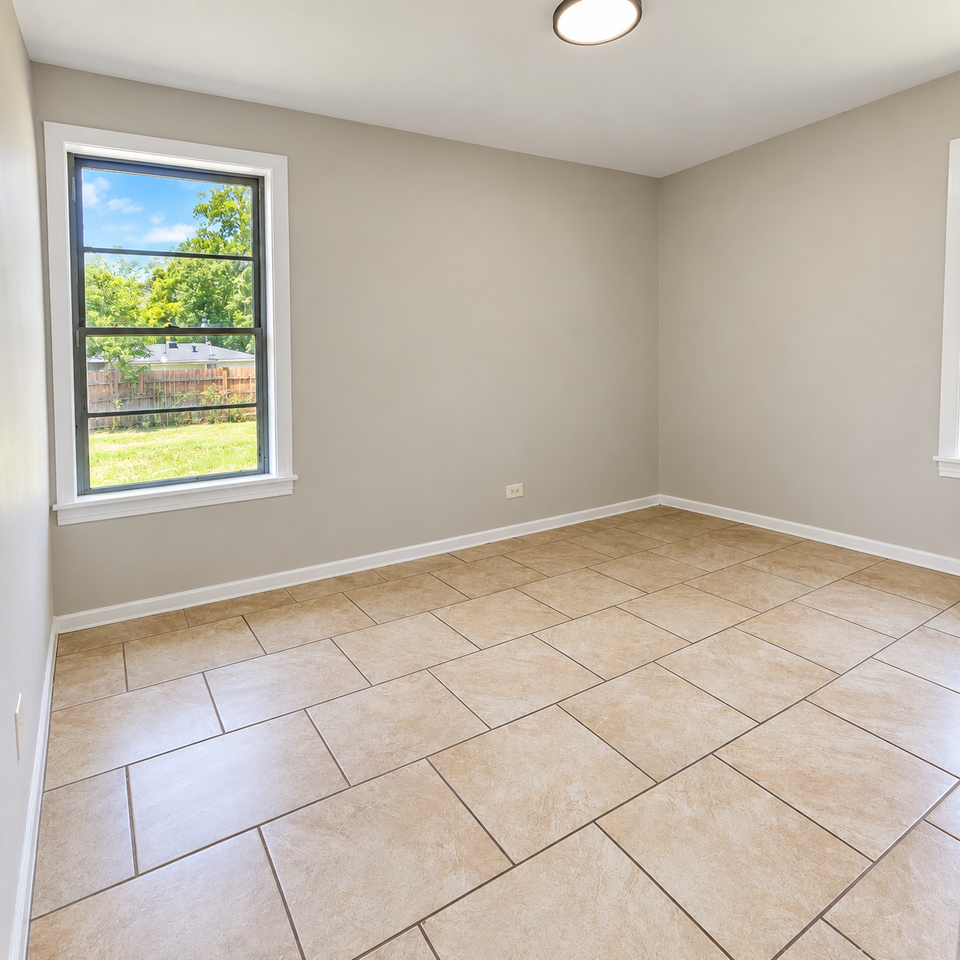 207 Rosewood Dr - Photo 5 of 7