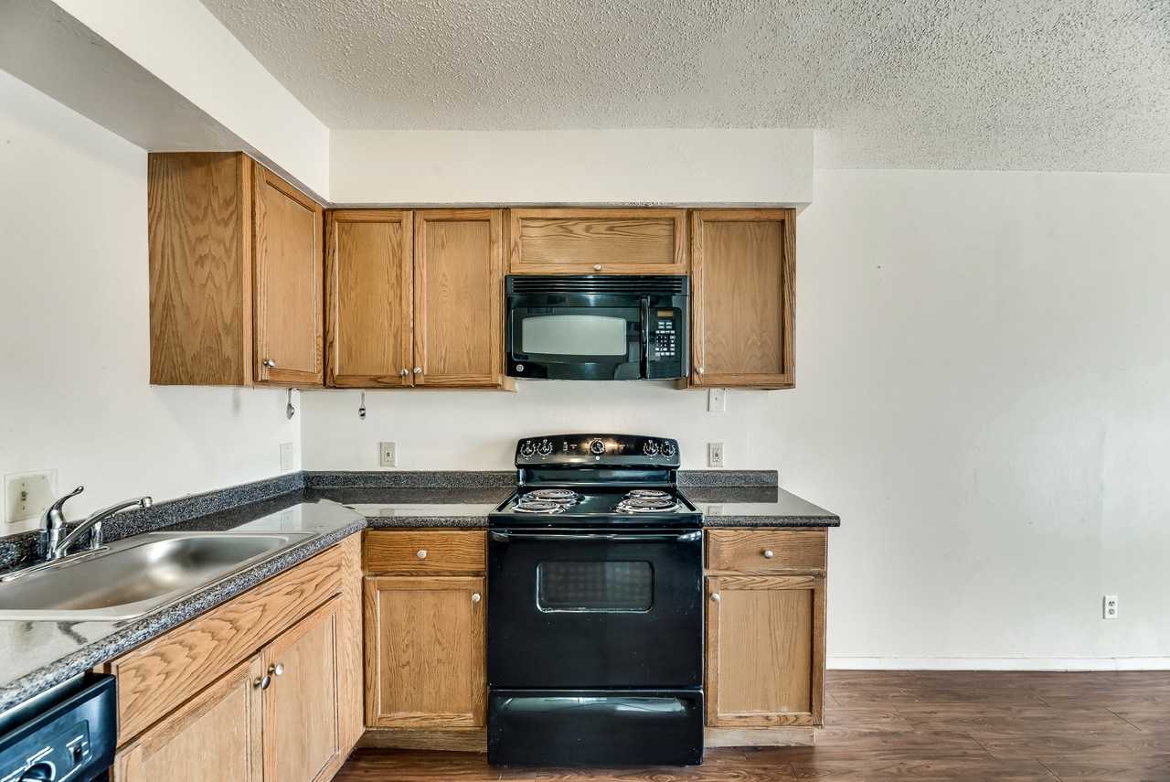 108 E Cedar St #1 - Photo 2 of 19