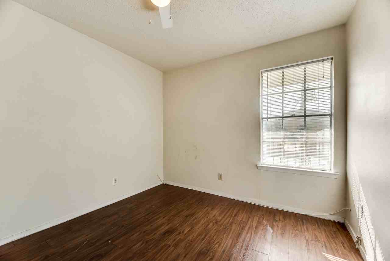 108 E Cedar St #1 - Photo 7 of 19