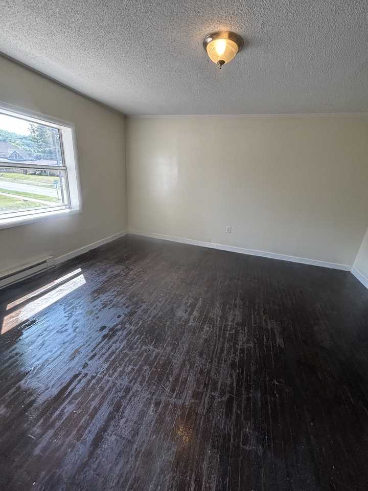 112 S Watauga Ave #A5 - Photo 7 of 12