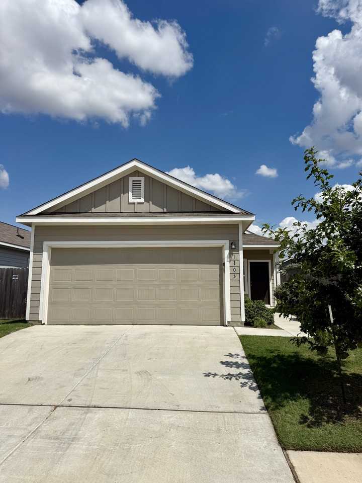 1104 Minnow Ln #1