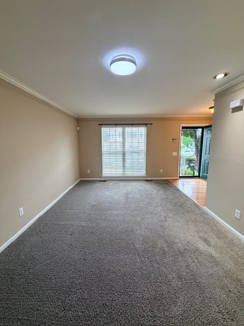 36 Lisa Dr #1 - Photo 6 of 11