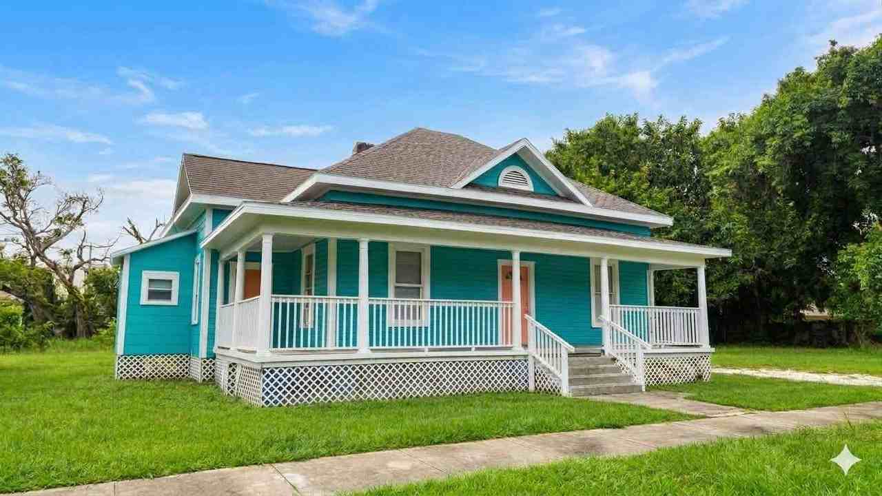 2550 Third St. - Photo 2 of 10