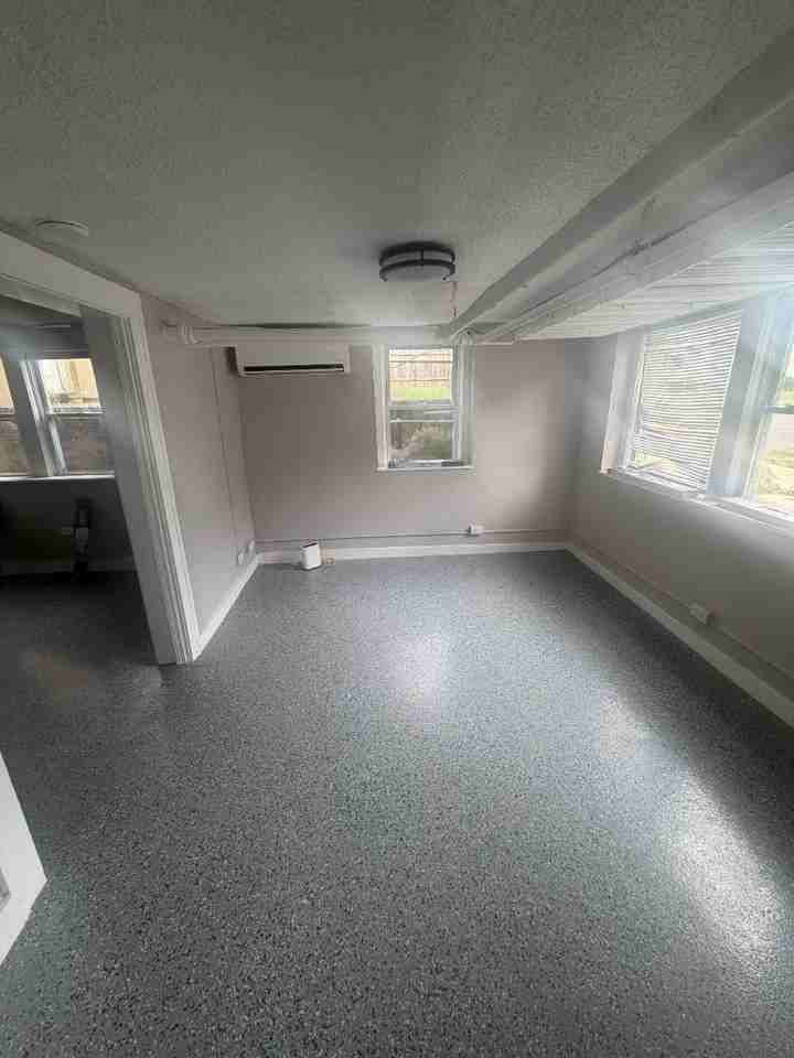 2 Grand Blvd - Photo 3 of 9