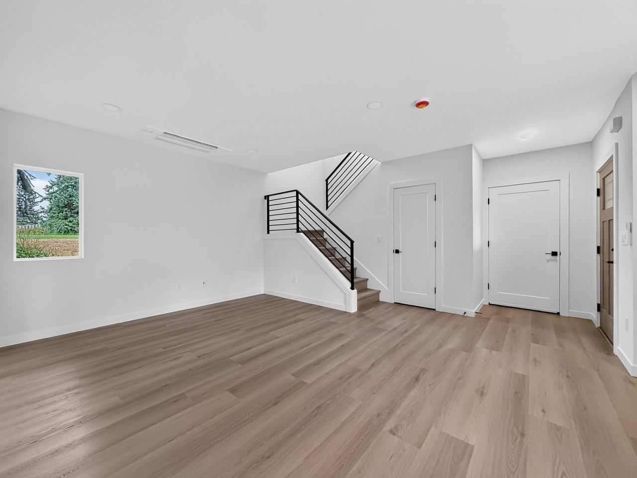 328 Ne 125th St #1 - Photo 7 of 22