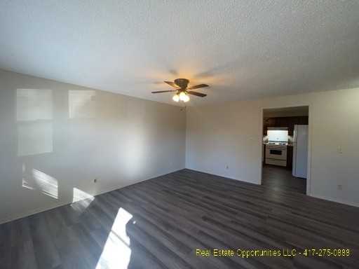 126 N Maplewood Ave #1 - Photo 3 of 24